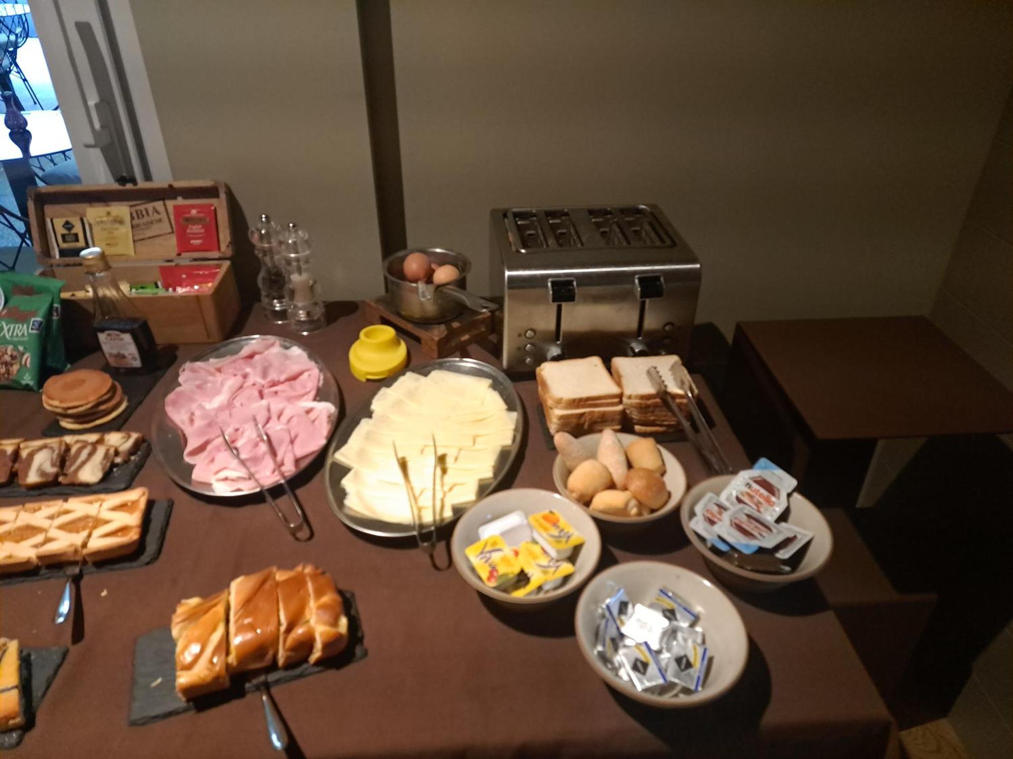 Bhl Boutique Rooms Λενιάνο Εξωτερικό φωτογραφία