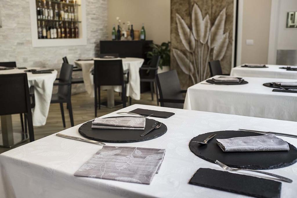 Bhl Boutique Rooms Λενιάνο Εξωτερικό φωτογραφία
