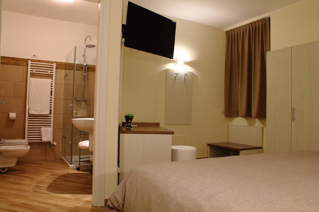 Bhl Boutique Rooms Λενιάνο Εξωτερικό φωτογραφία